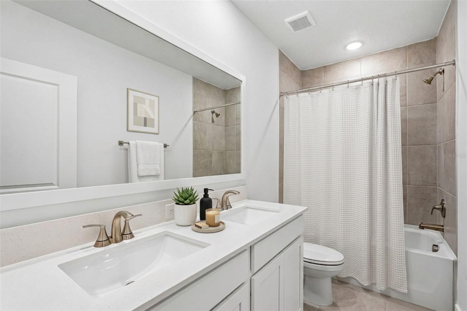 10040 Blackstone Creek Ct #aster Property Photo 7