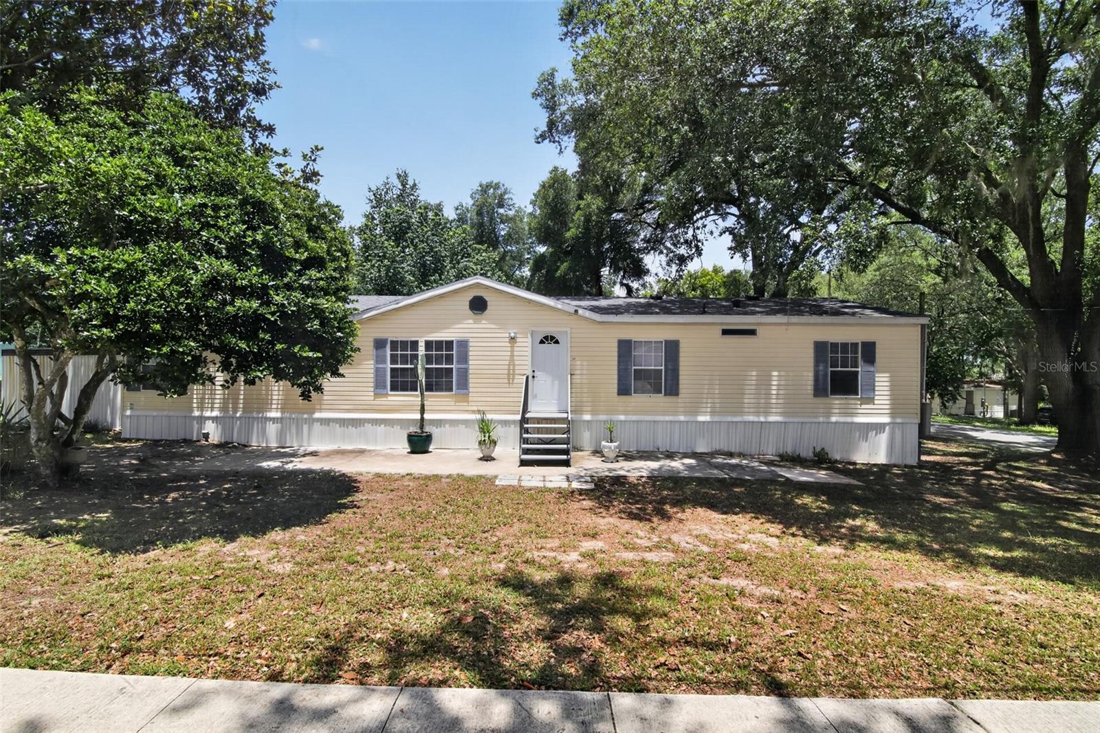102 THIRD ST Property Photo 1