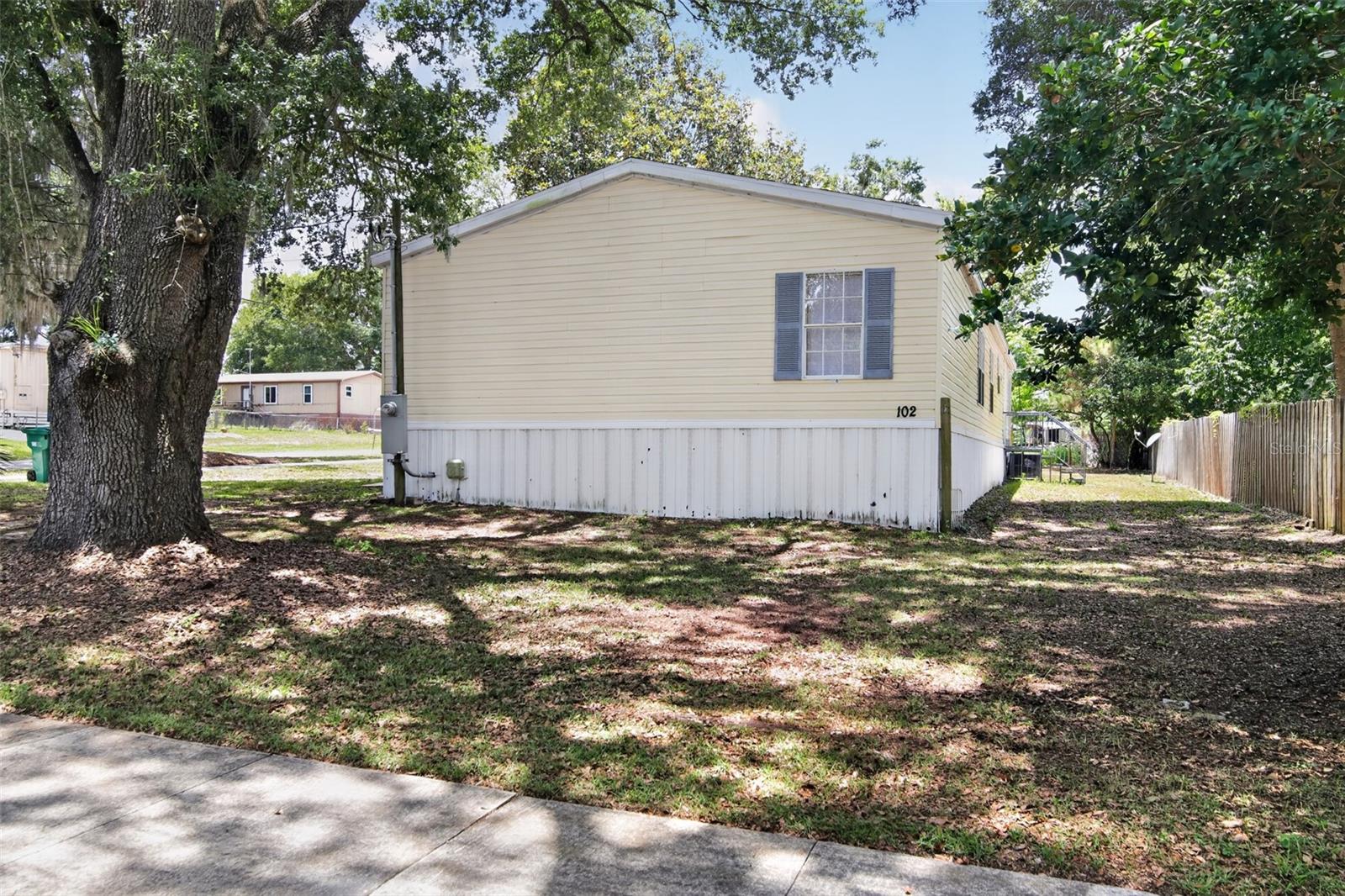 102 Third St Property Photo 5