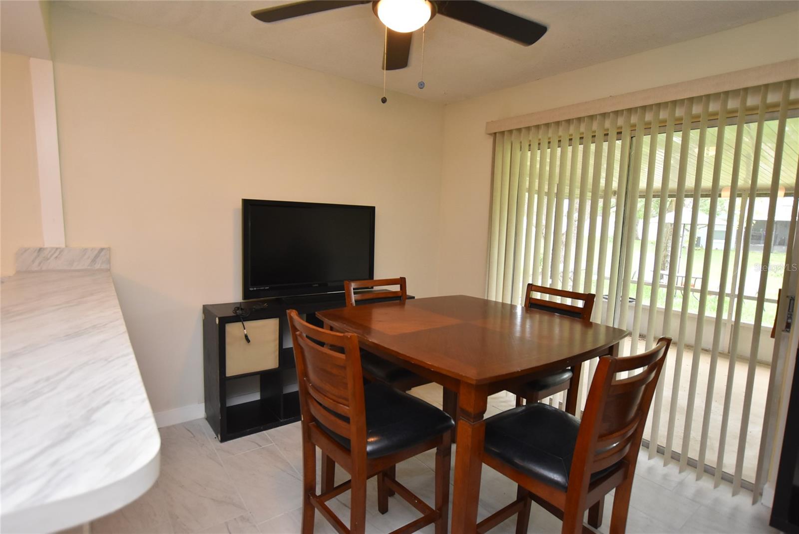 4825 Loretta Ln Property Photo 8