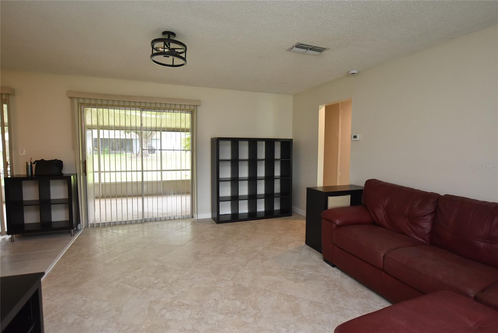 4825 Loretta Ln Property Photo 11