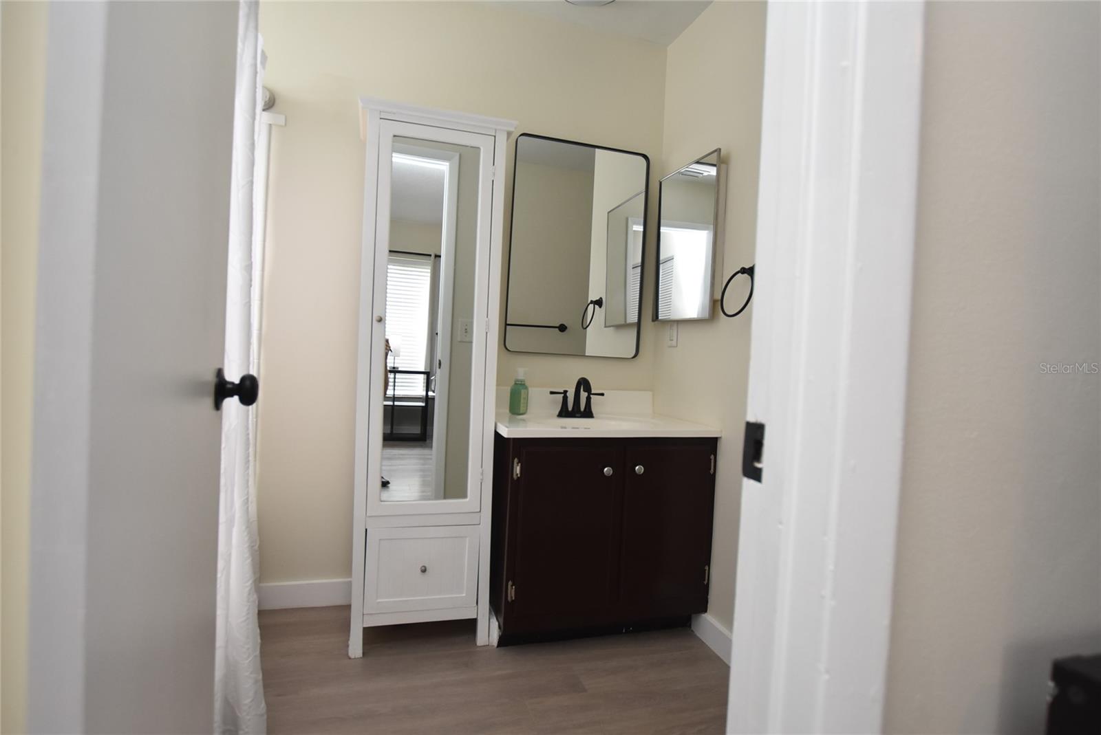 4825 Loretta Ln Property Photo 15