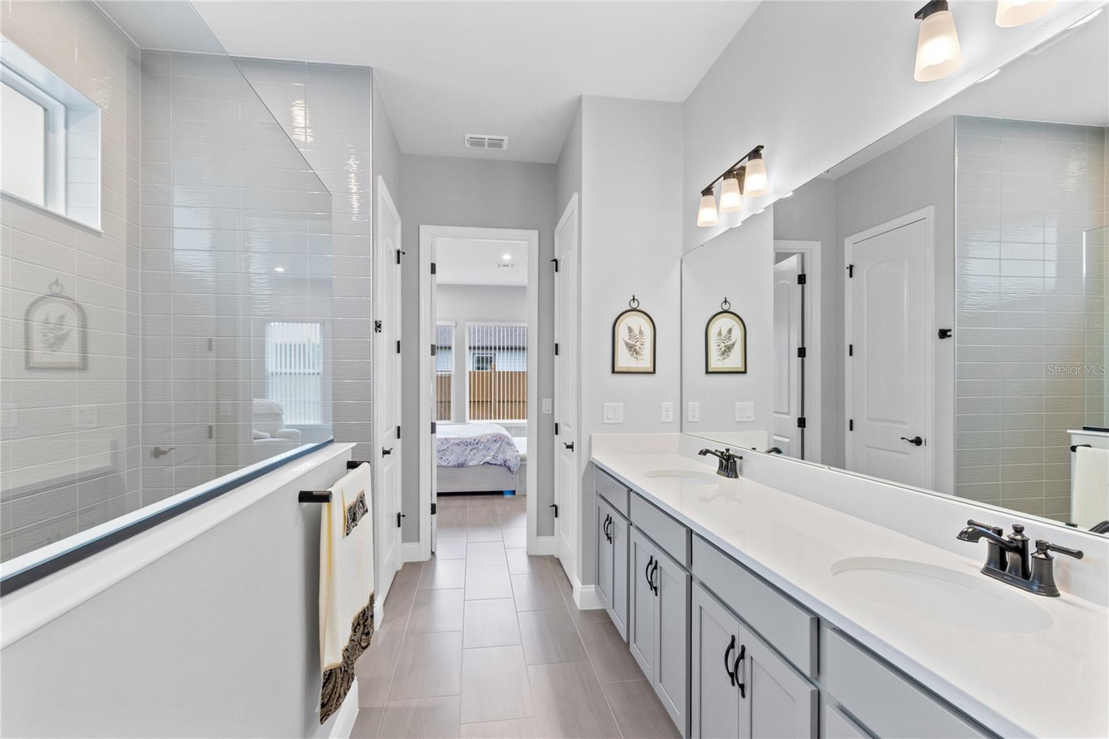 6526 Circle Rock Way Property Photo 16