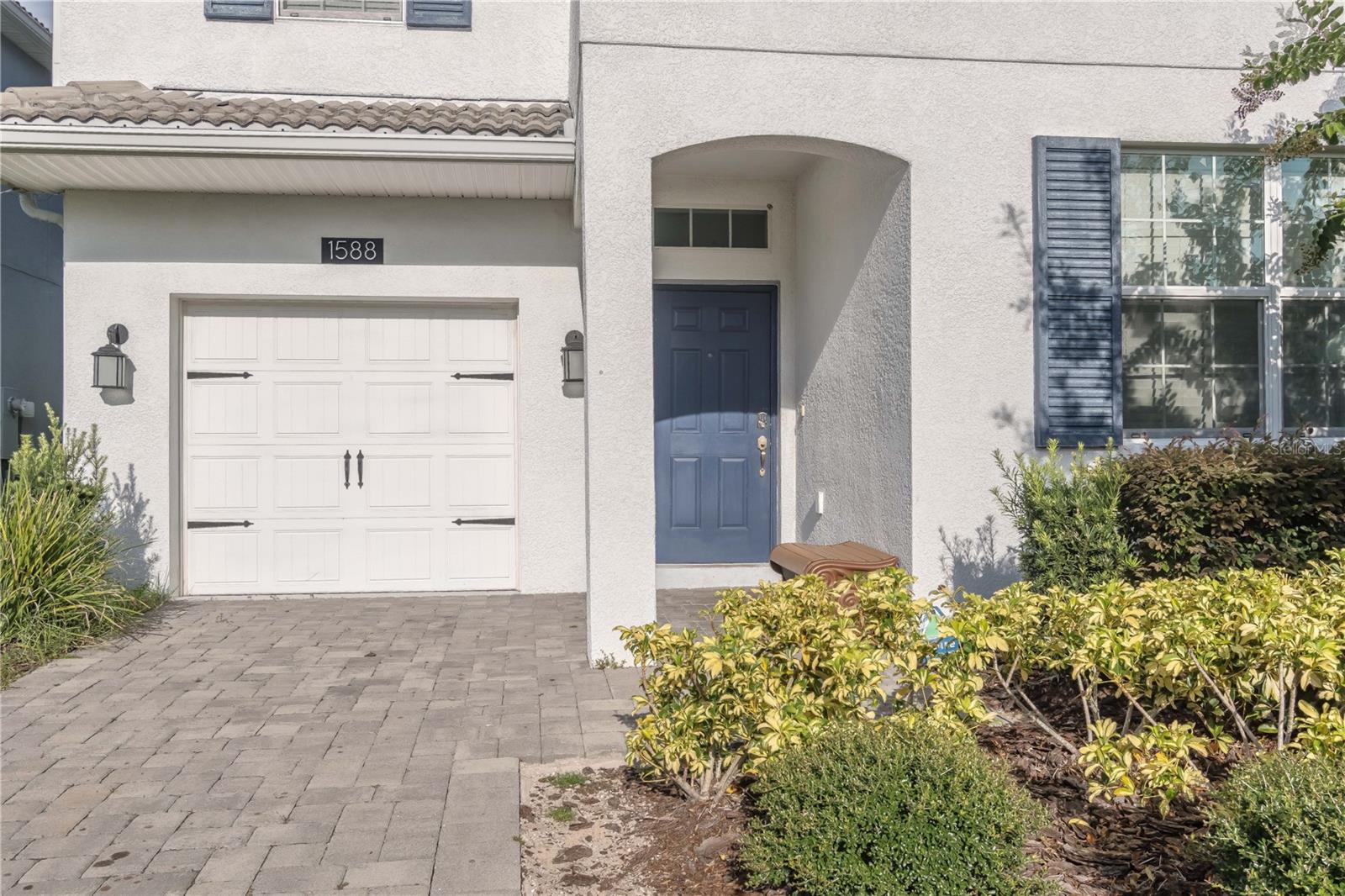 1588 Flange Dr Property Photo 3