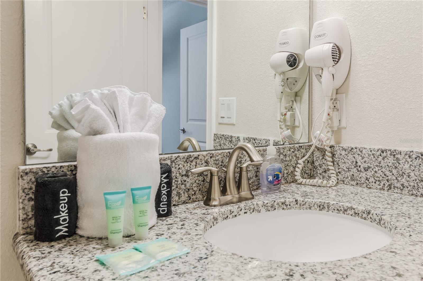 1588 Flange Dr Property Photo 26