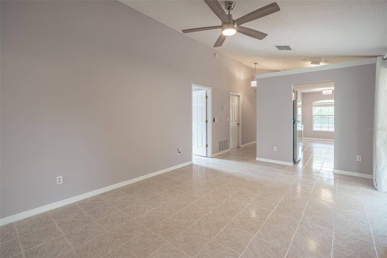 5437 Lehigh Ave Property Photo 16