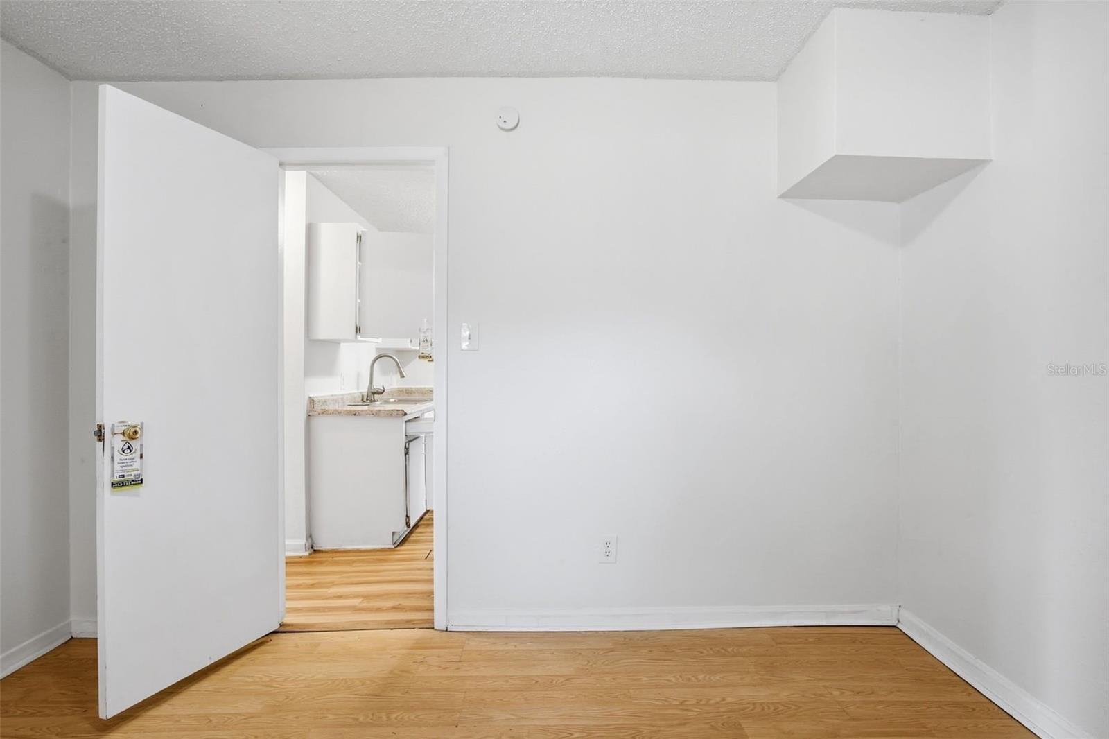 1510 E Navajo Ave Property Photo 16