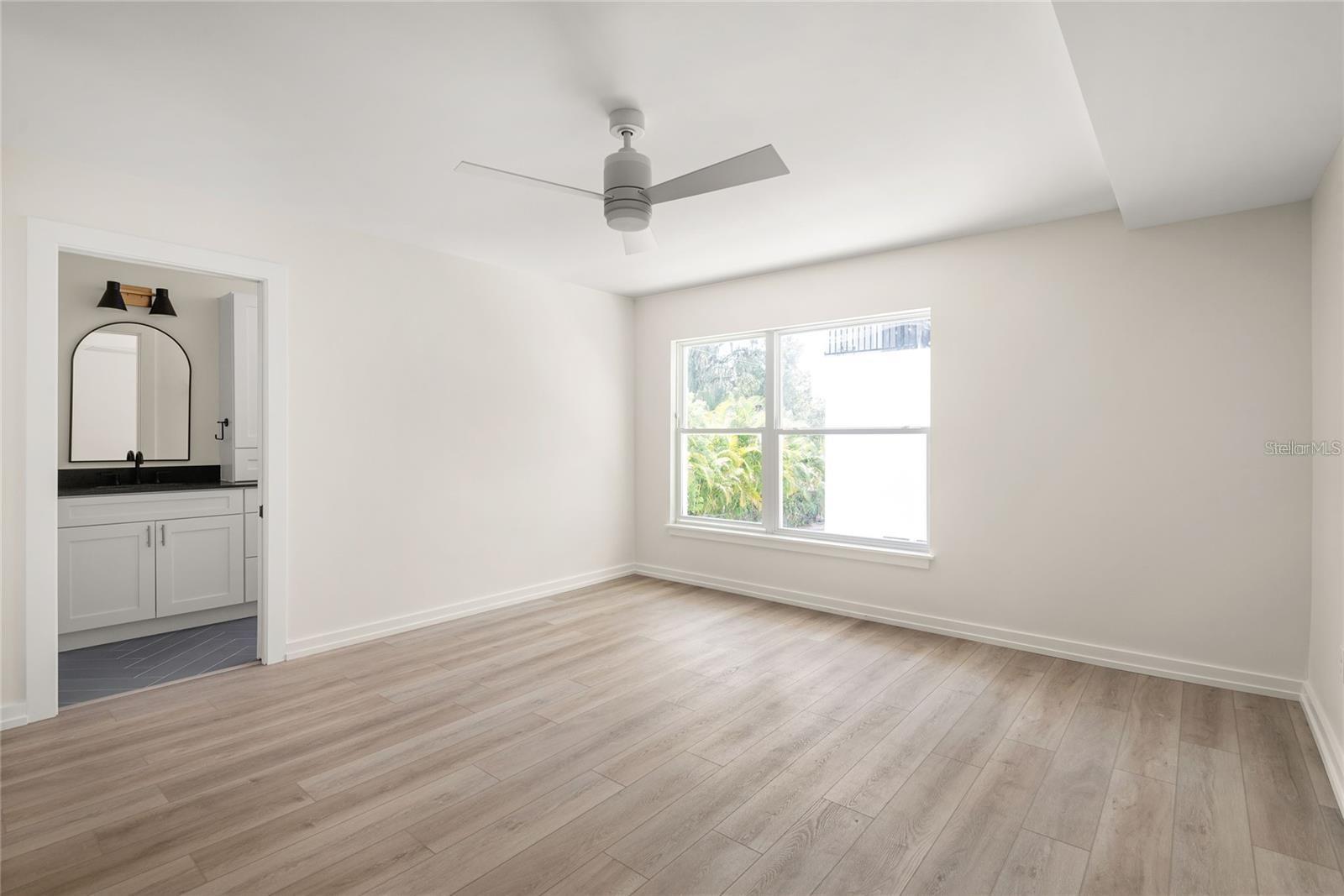 1606 Park Lake St #9 Property Photo 18