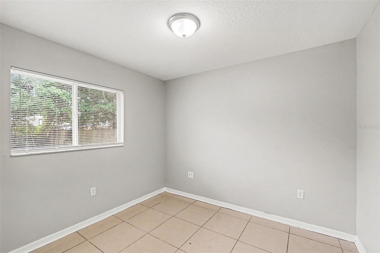 2608 5th Ave E Property Photo 6