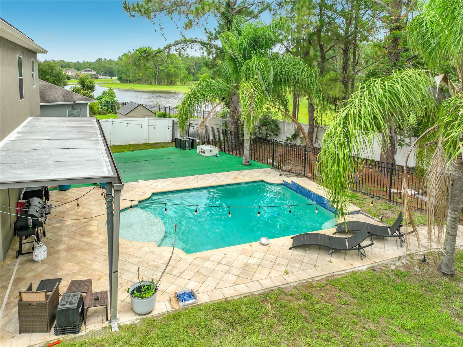 10672 Cabbage Tree Loop Property Photo 3