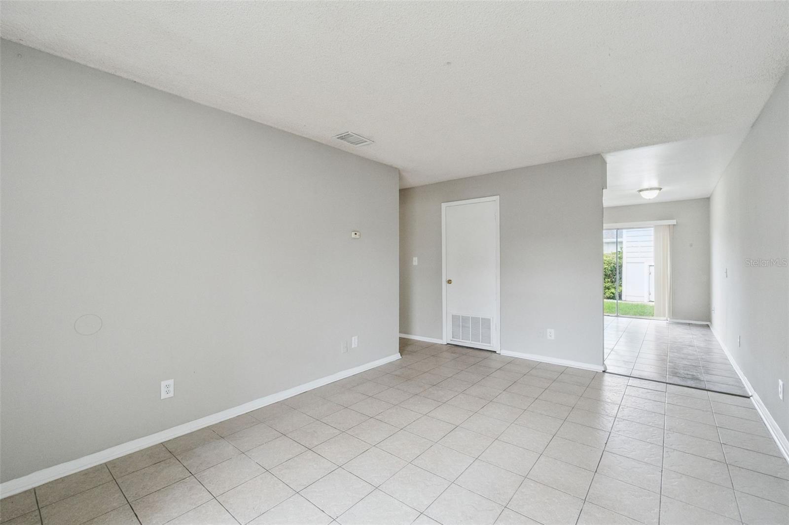 2 Lake Villa Way Property Photo 4