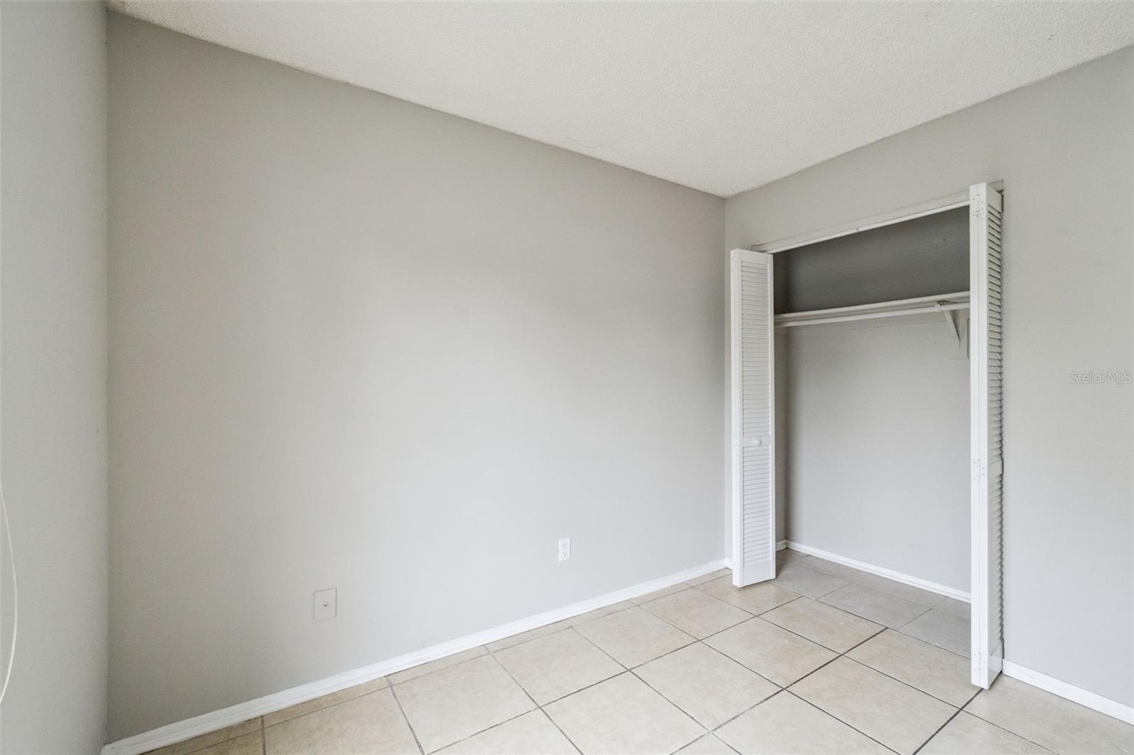 2 Lake Villa Way Property Photo 12