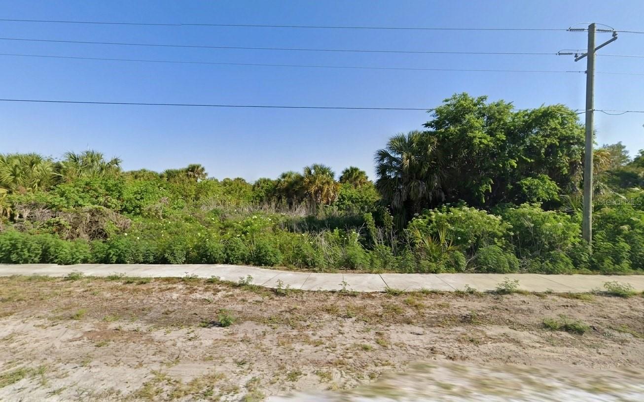 16213 Hillsborough Blvd Property Photo 8