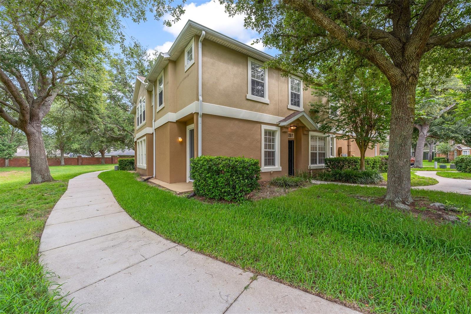 870 Ashworth Overlook Dr #a Property Photo 8
