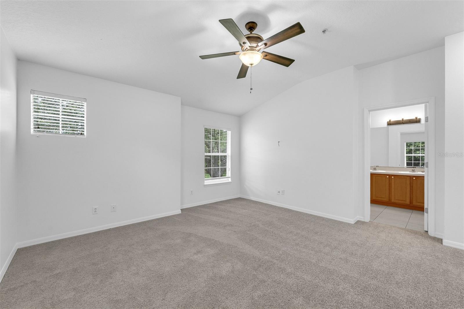 870 Ashworth Overlook Dr #a Property Photo 23
