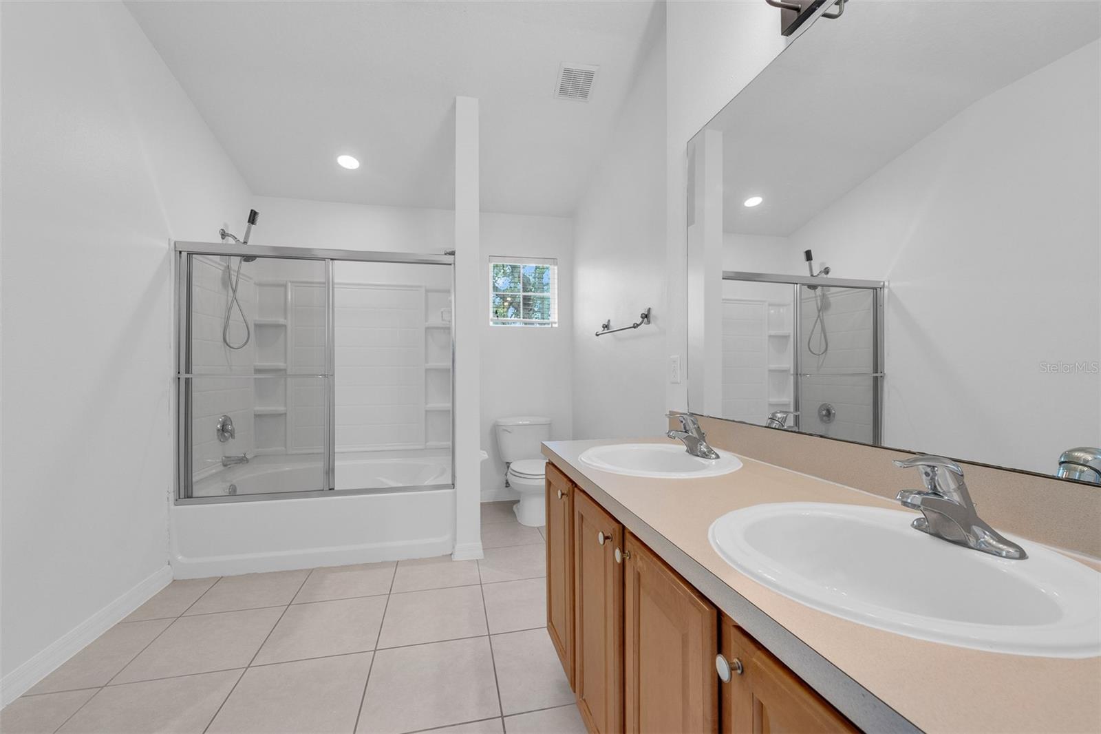 870 Ashworth Overlook Dr #a Property Photo 26