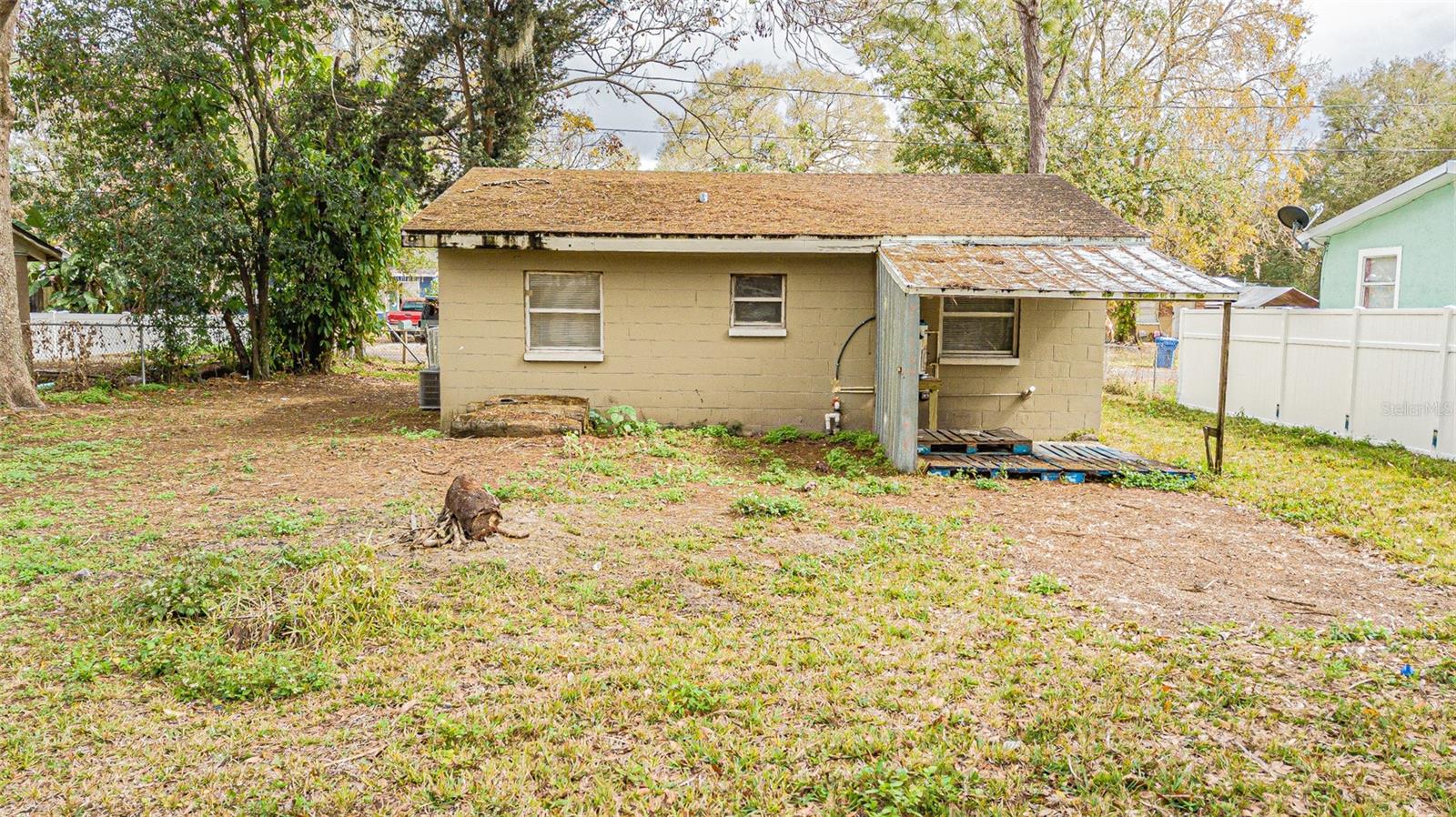 14918 Pinecrest Rd Property Photo 8
