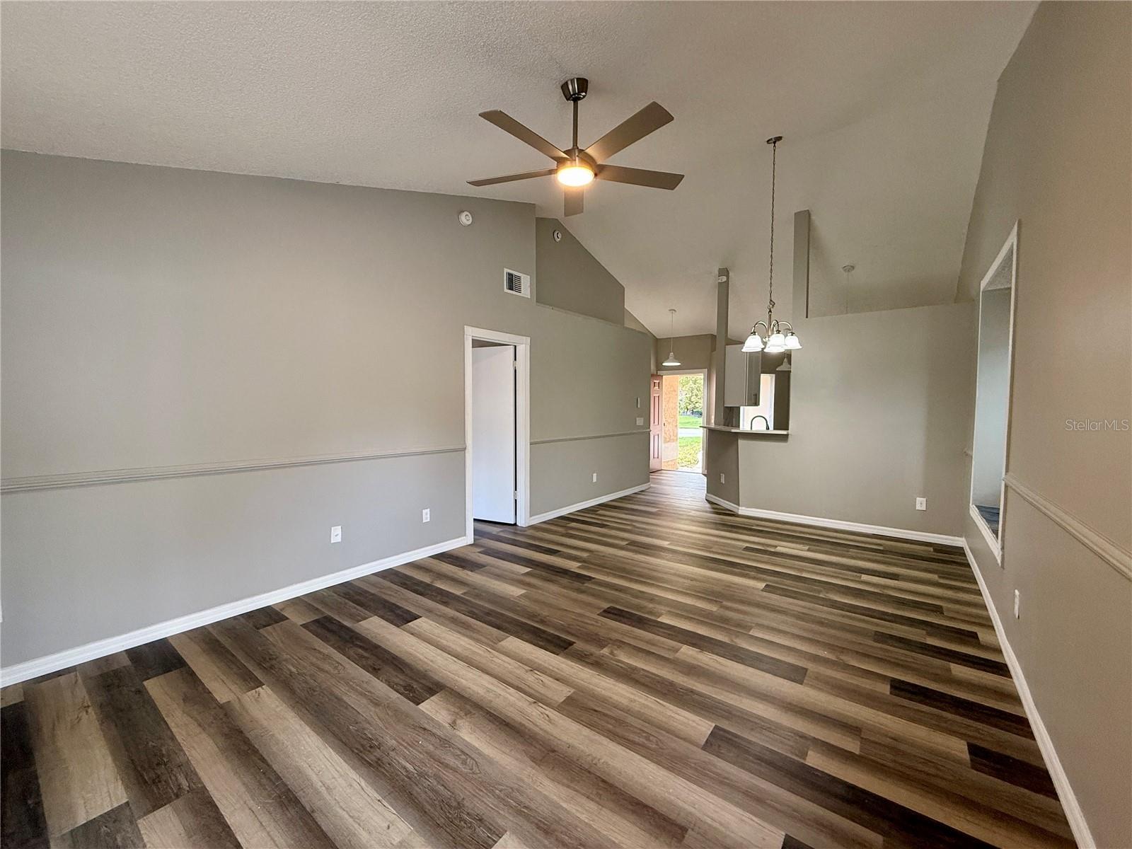 6521 Garden Spring Ct Property Photo 6