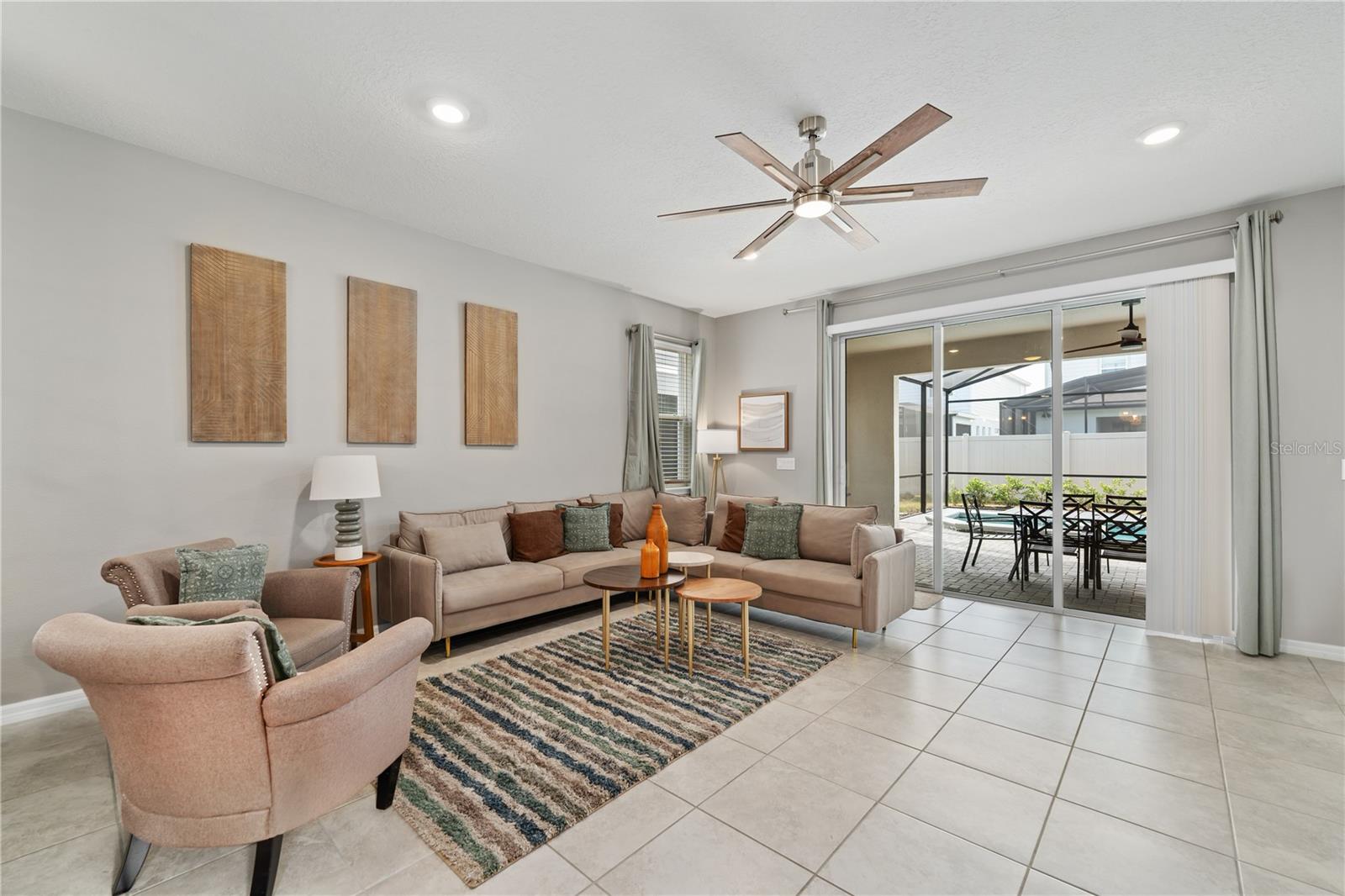 3436 Lilac Way Property Photo 7