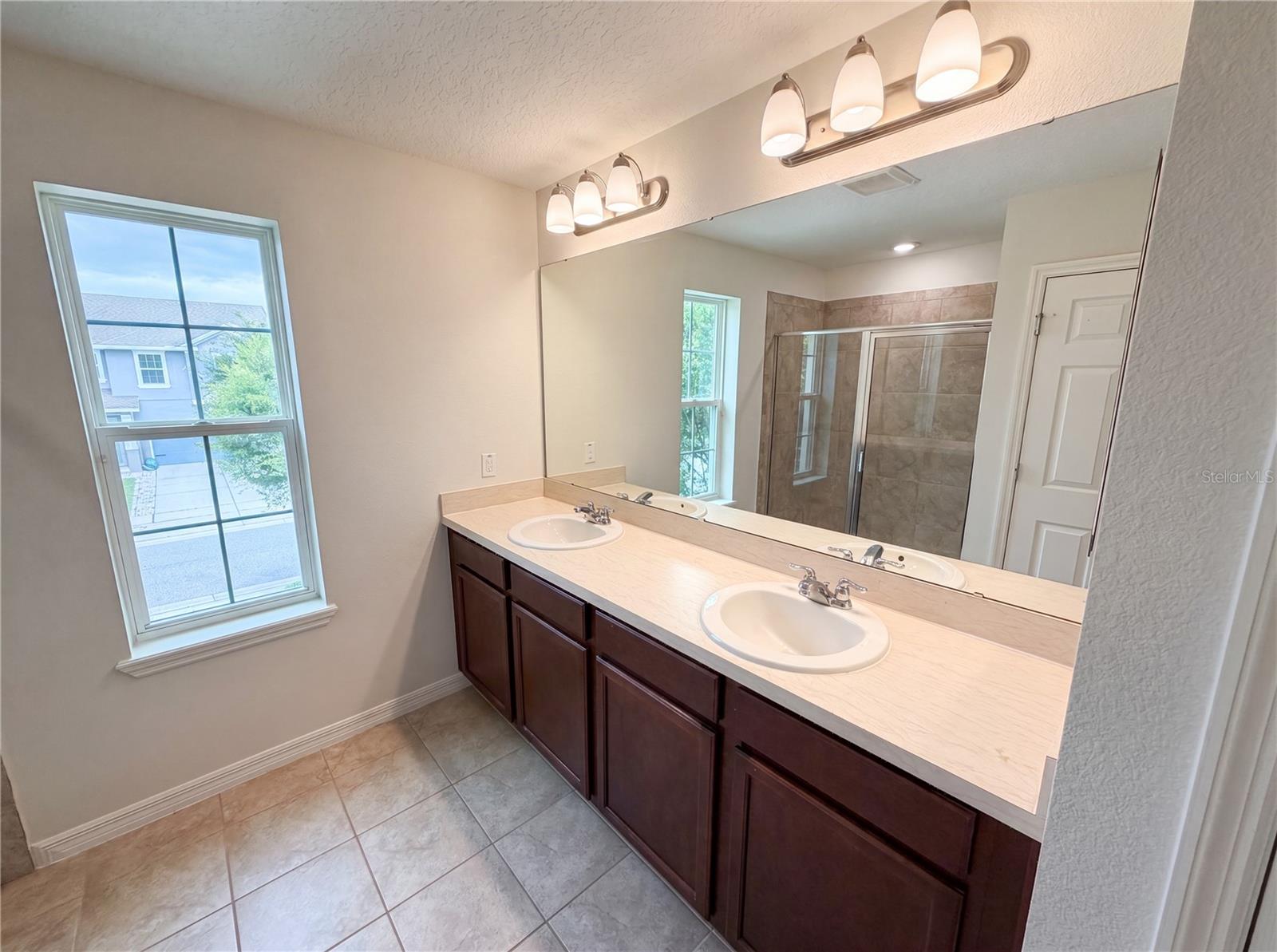 811 Maple Leaf Loop Property Photo 22