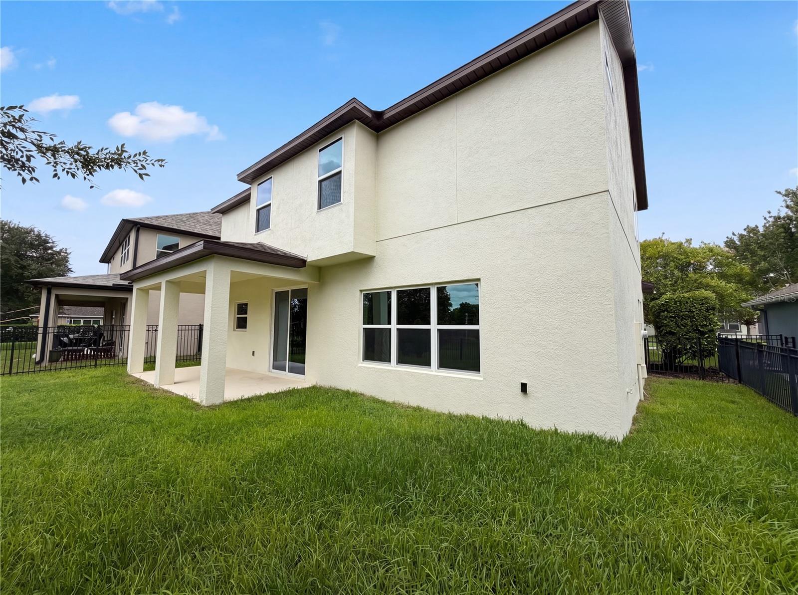 811 Maple Leaf Loop Property Photo 28
