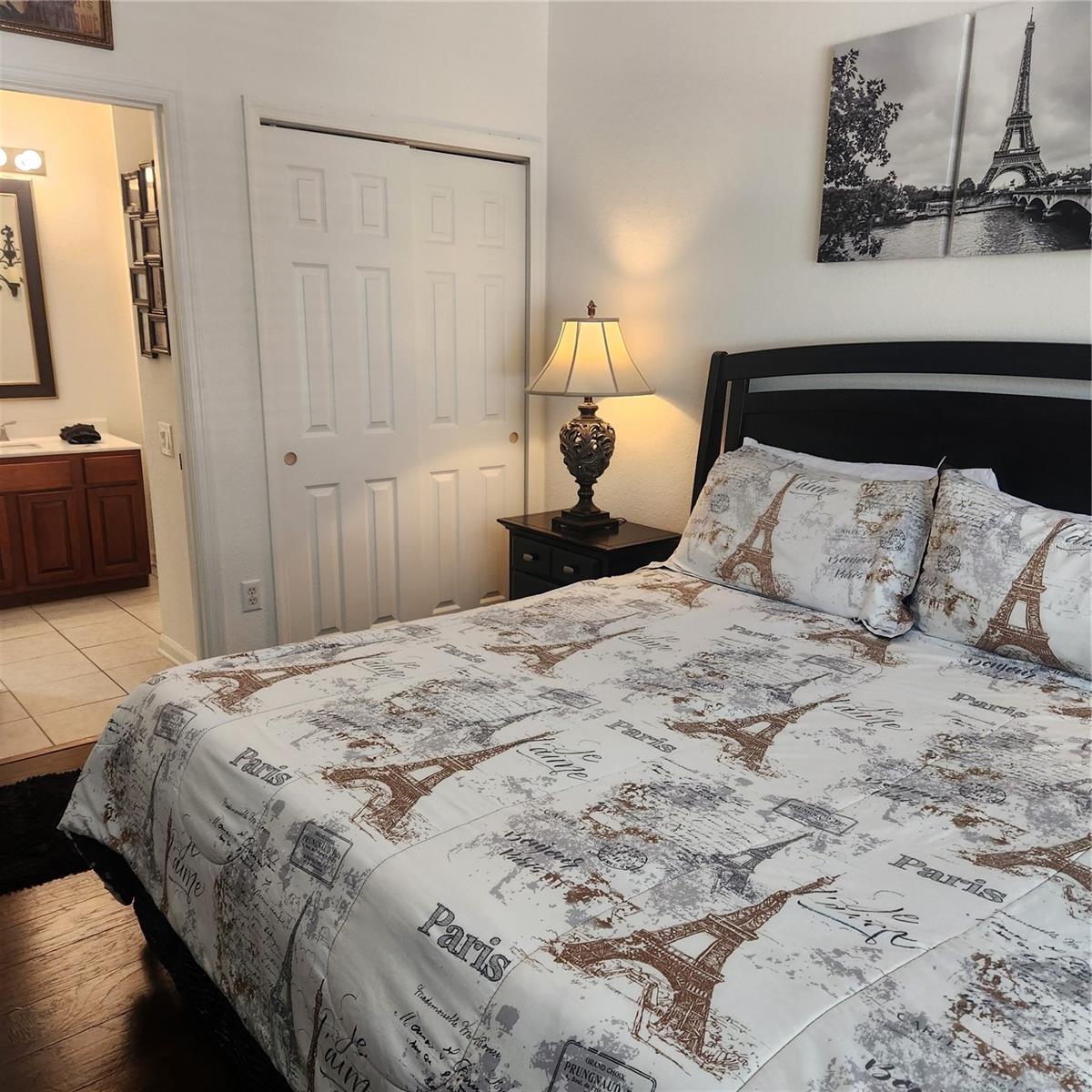 O6413930 Property Photo 16