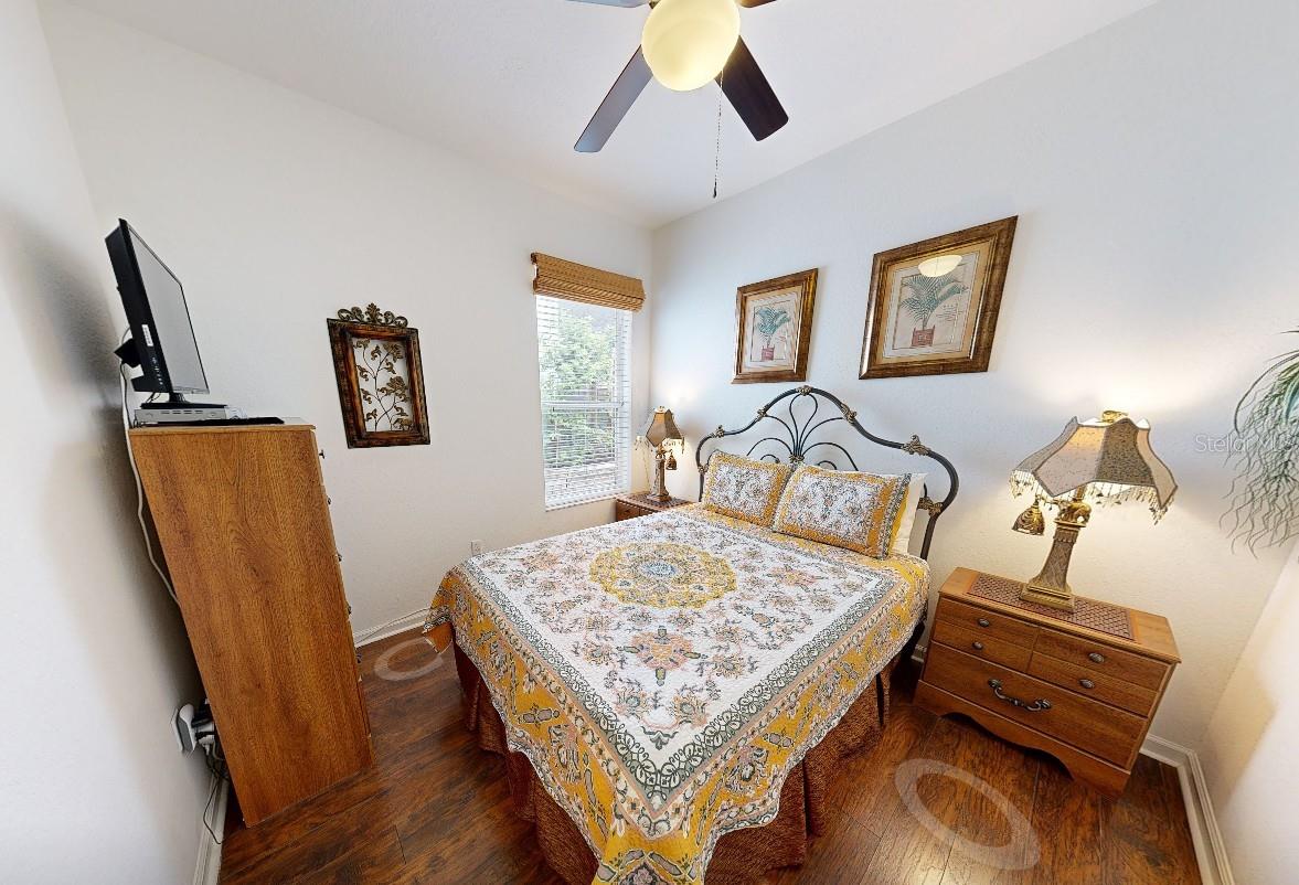 O6413930 Property Photo 20
