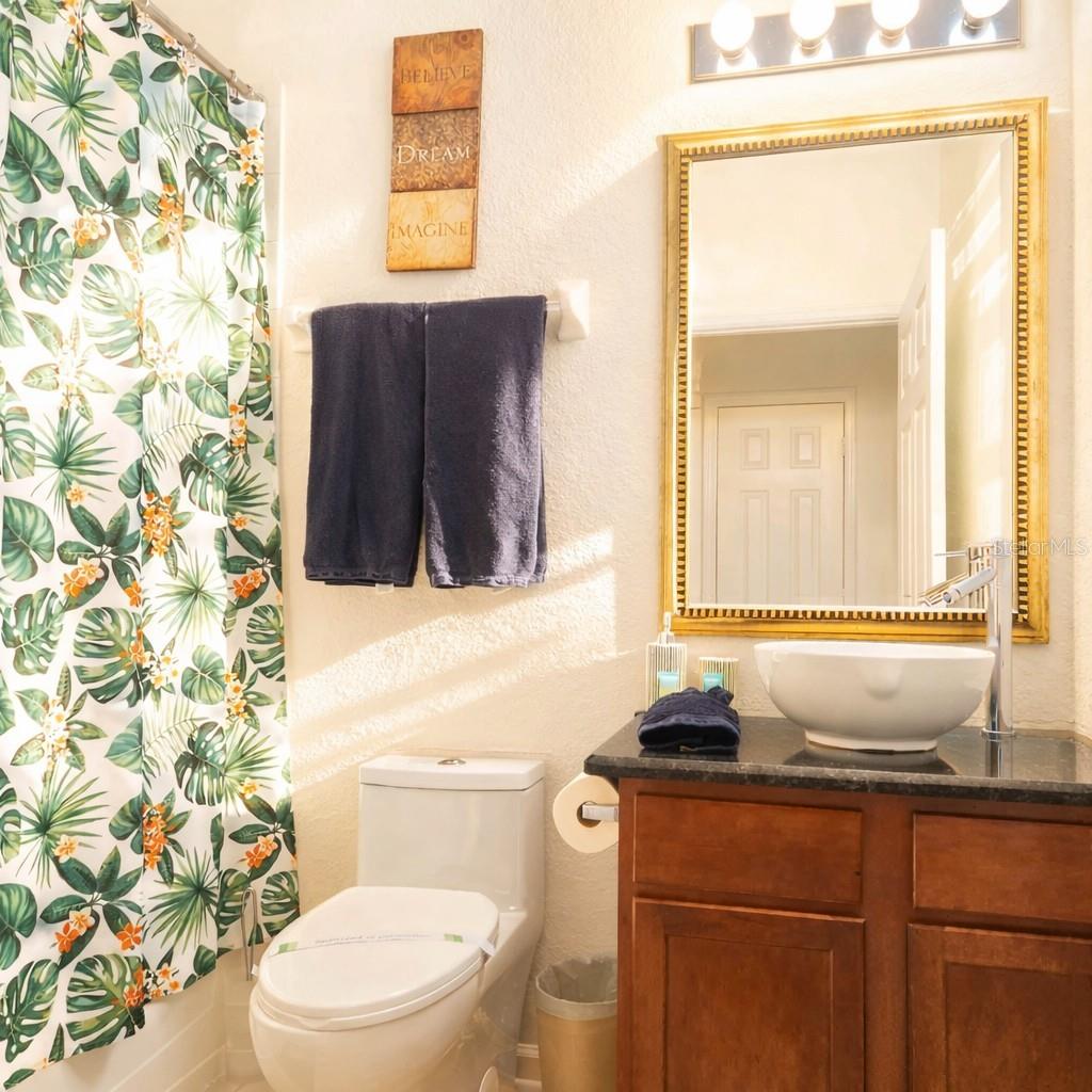 O6413930 Property Photo 27
