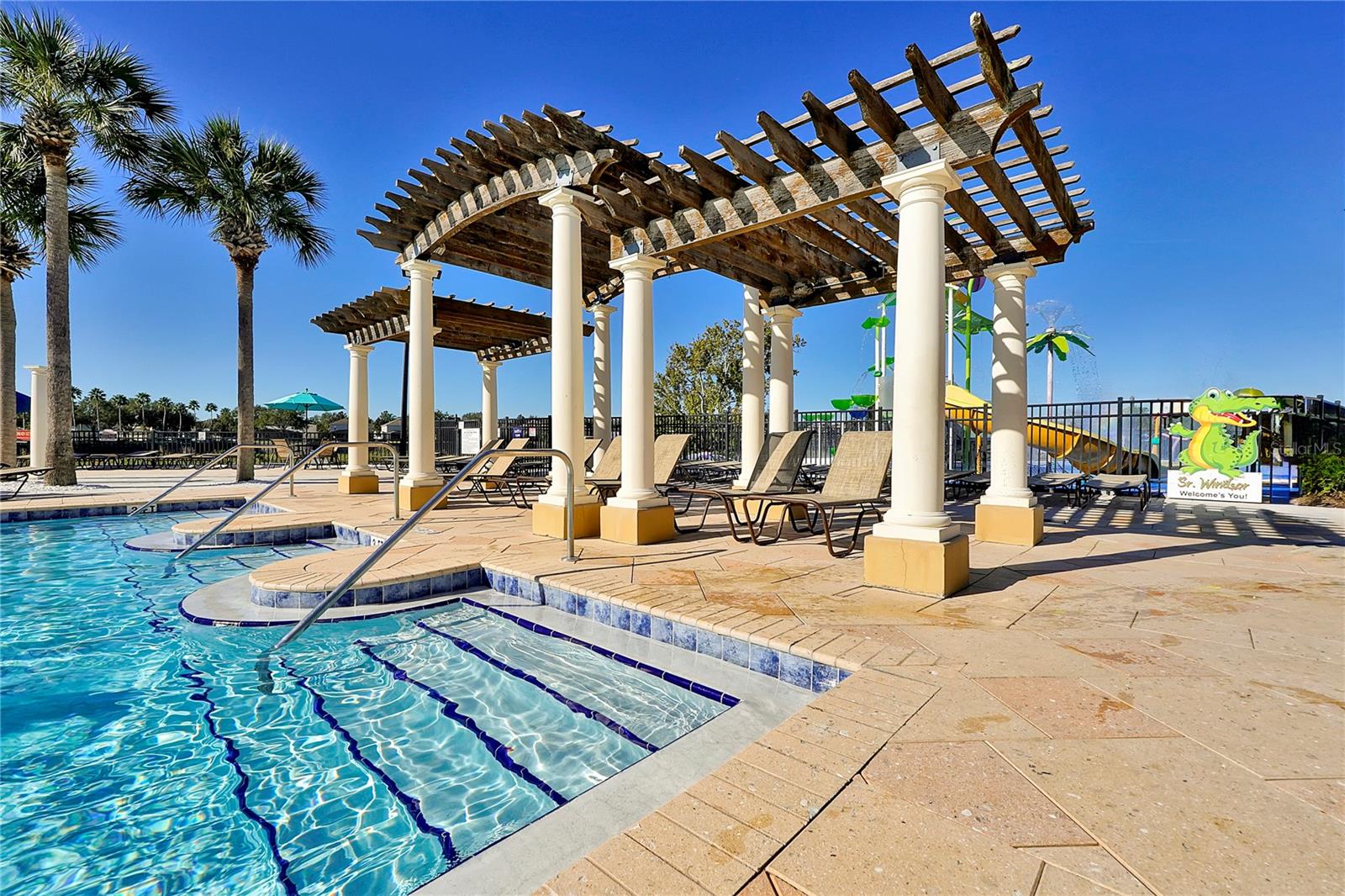 O6413930 Property Photo 49
