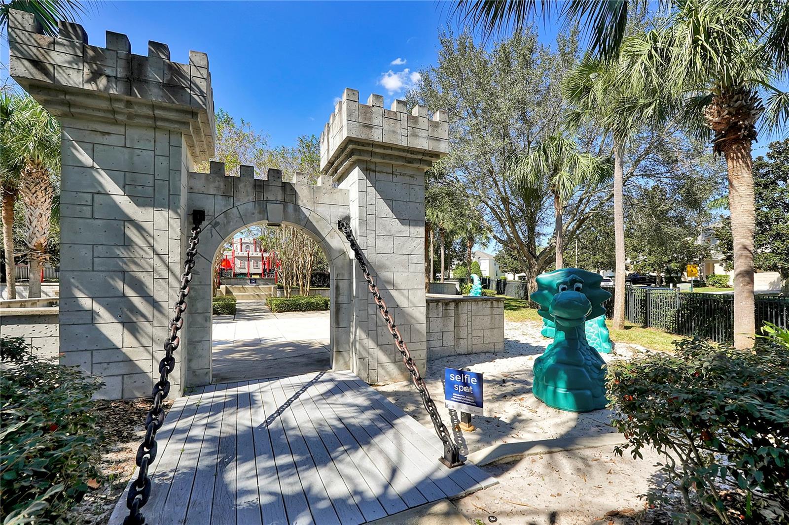 O6413930 Property Photo 63