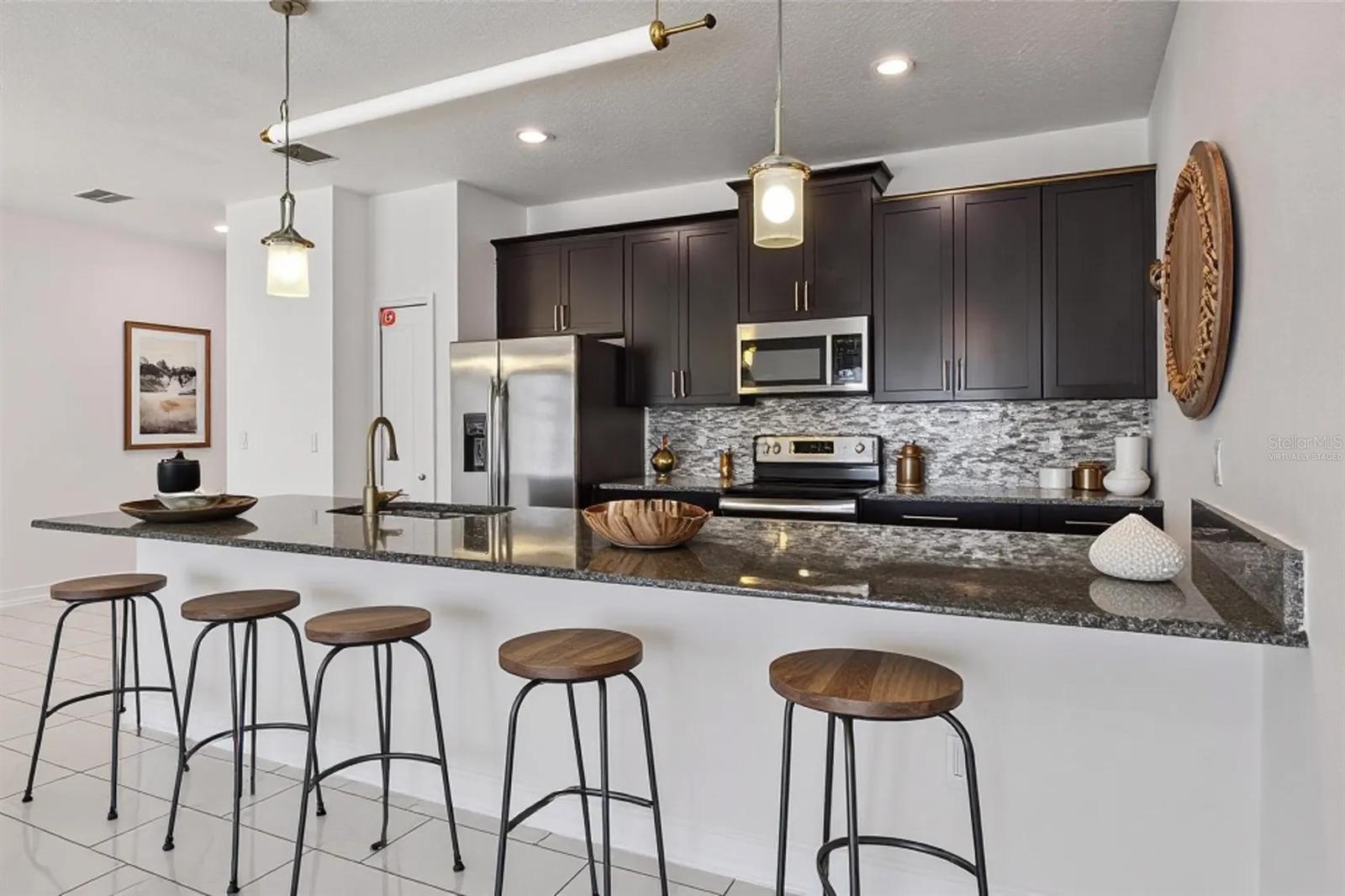1584 Slice Way Property Photo 3