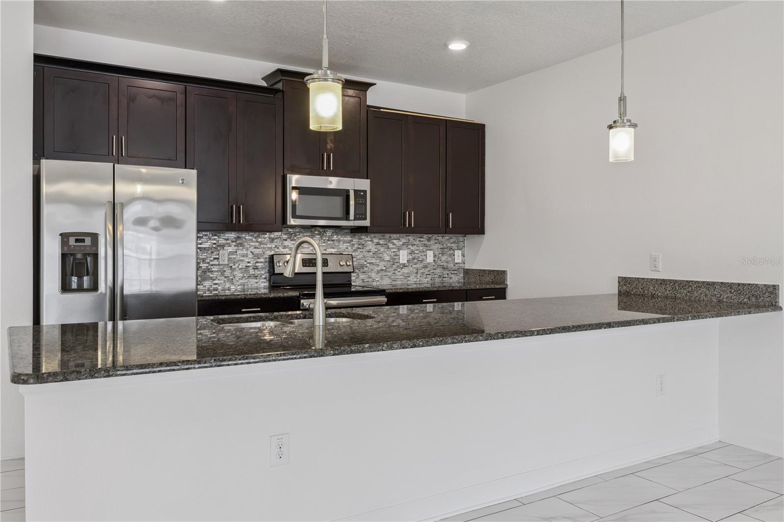 1584 Slice Way Property Photo 5