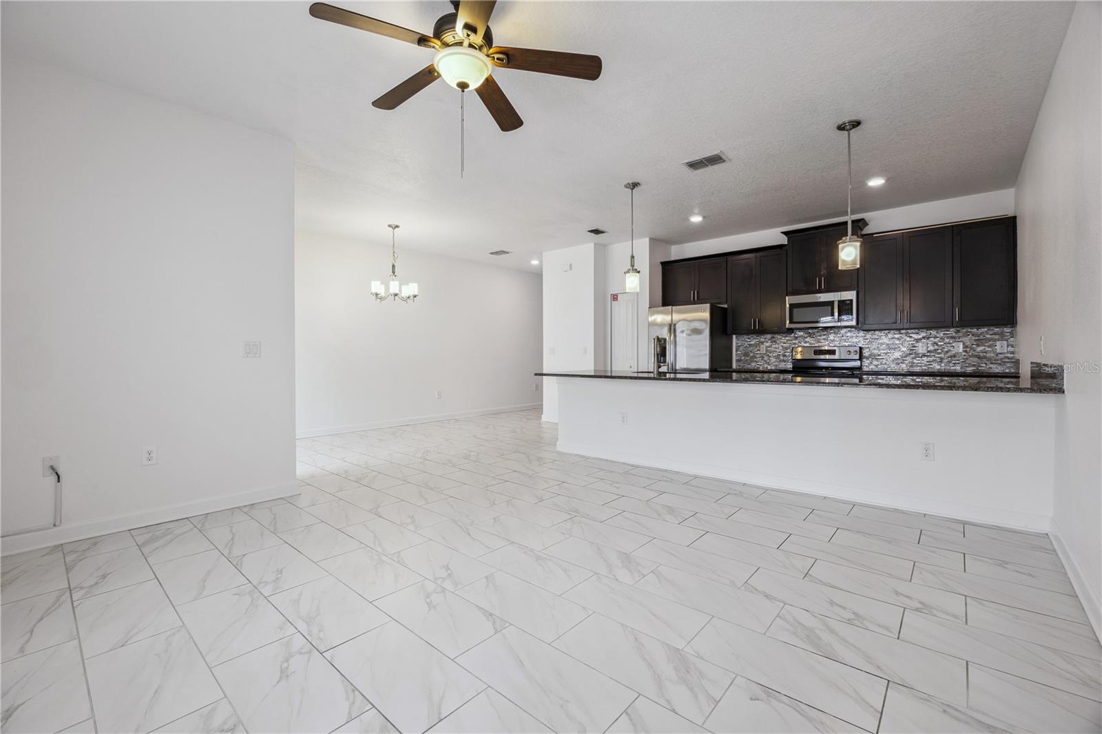1584 Slice Way Property Photo 10