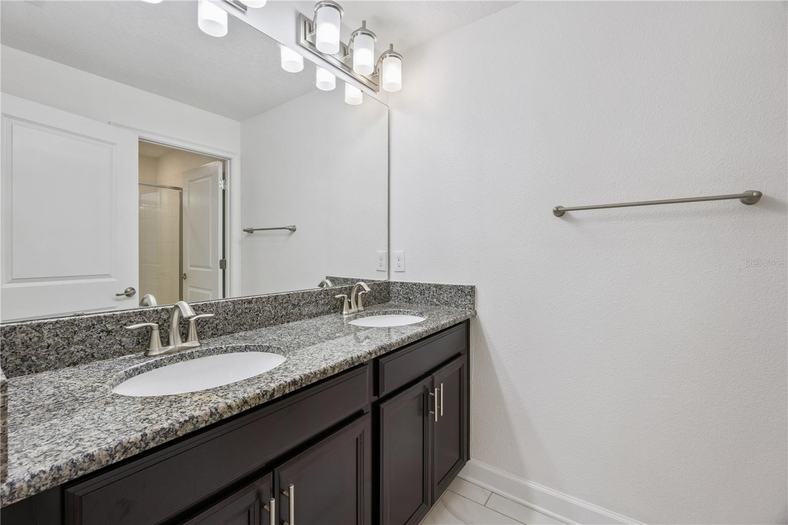 1584 Slice Way Property Photo 23
