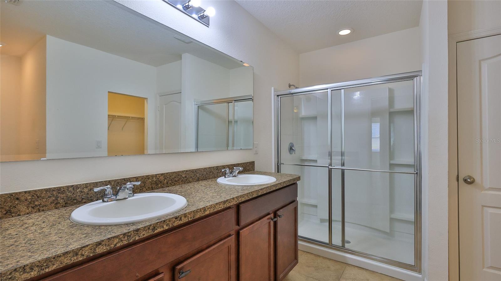 346 Admiralty Ct Property Photo 21