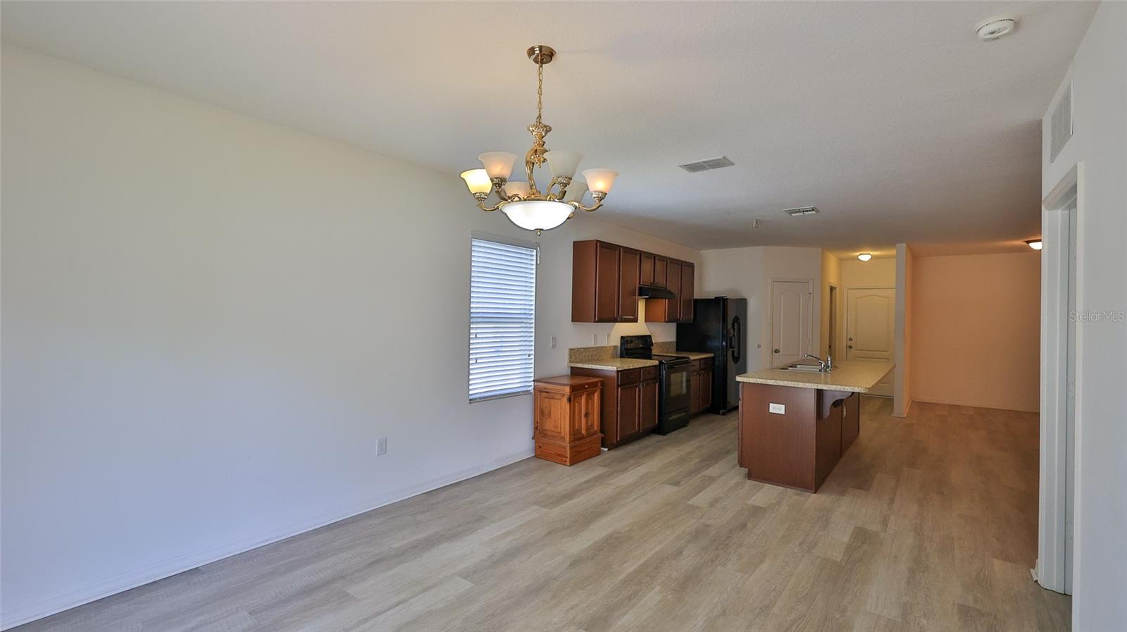 346 Admiralty Ct Property Photo 25