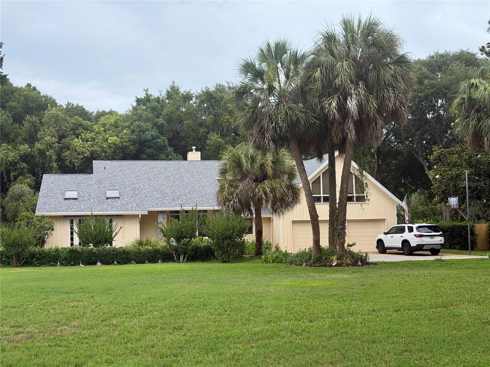 11035 Schooner Way Property Photo 4