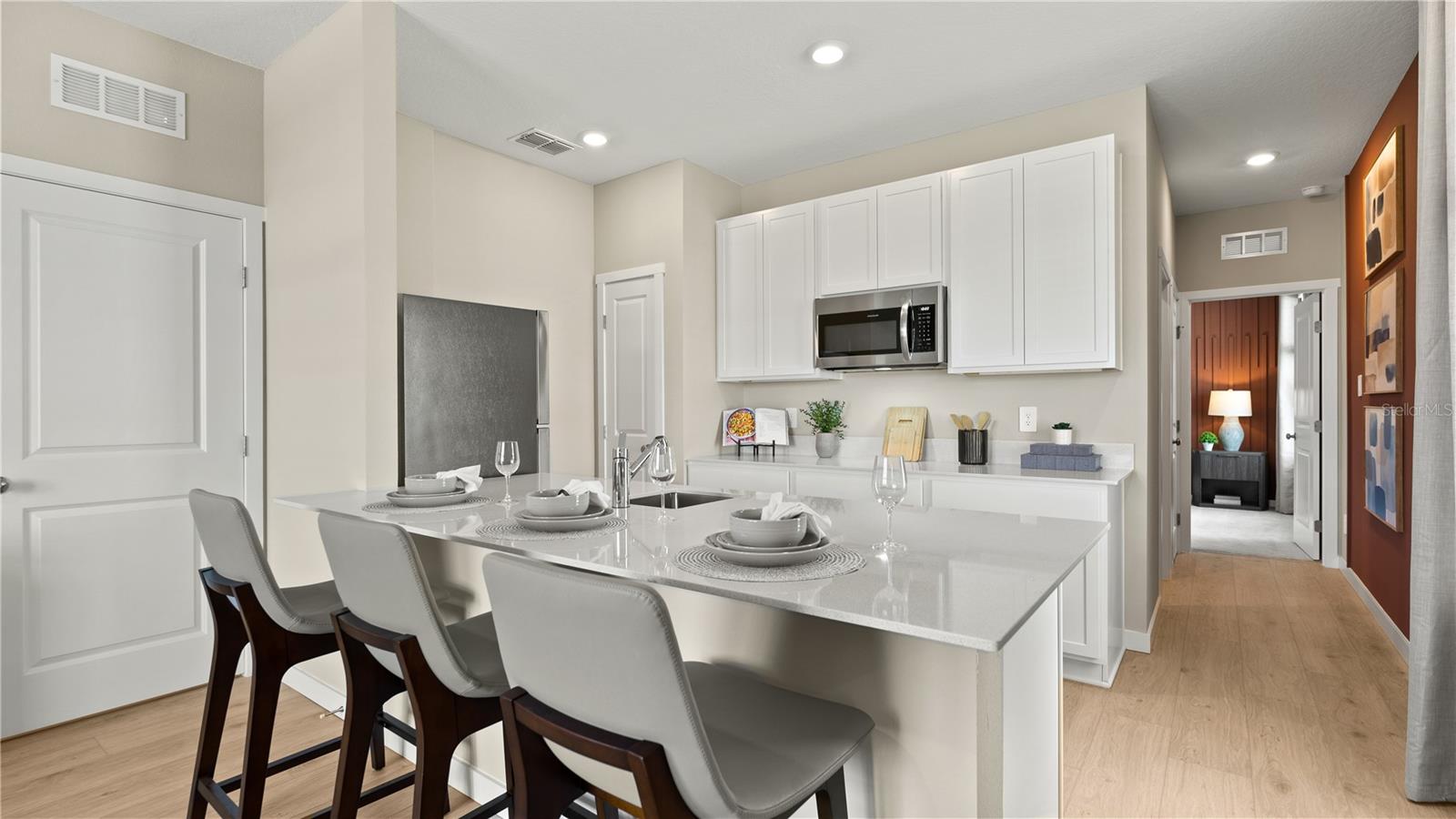 5485 Oasis Loop Property Photo 6