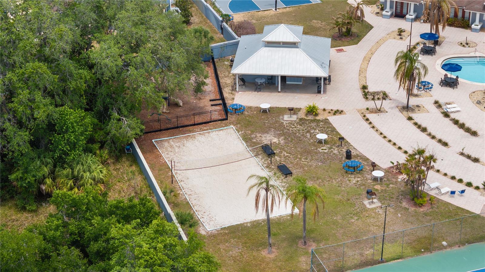 677 Orchid Dr Property Photo 17