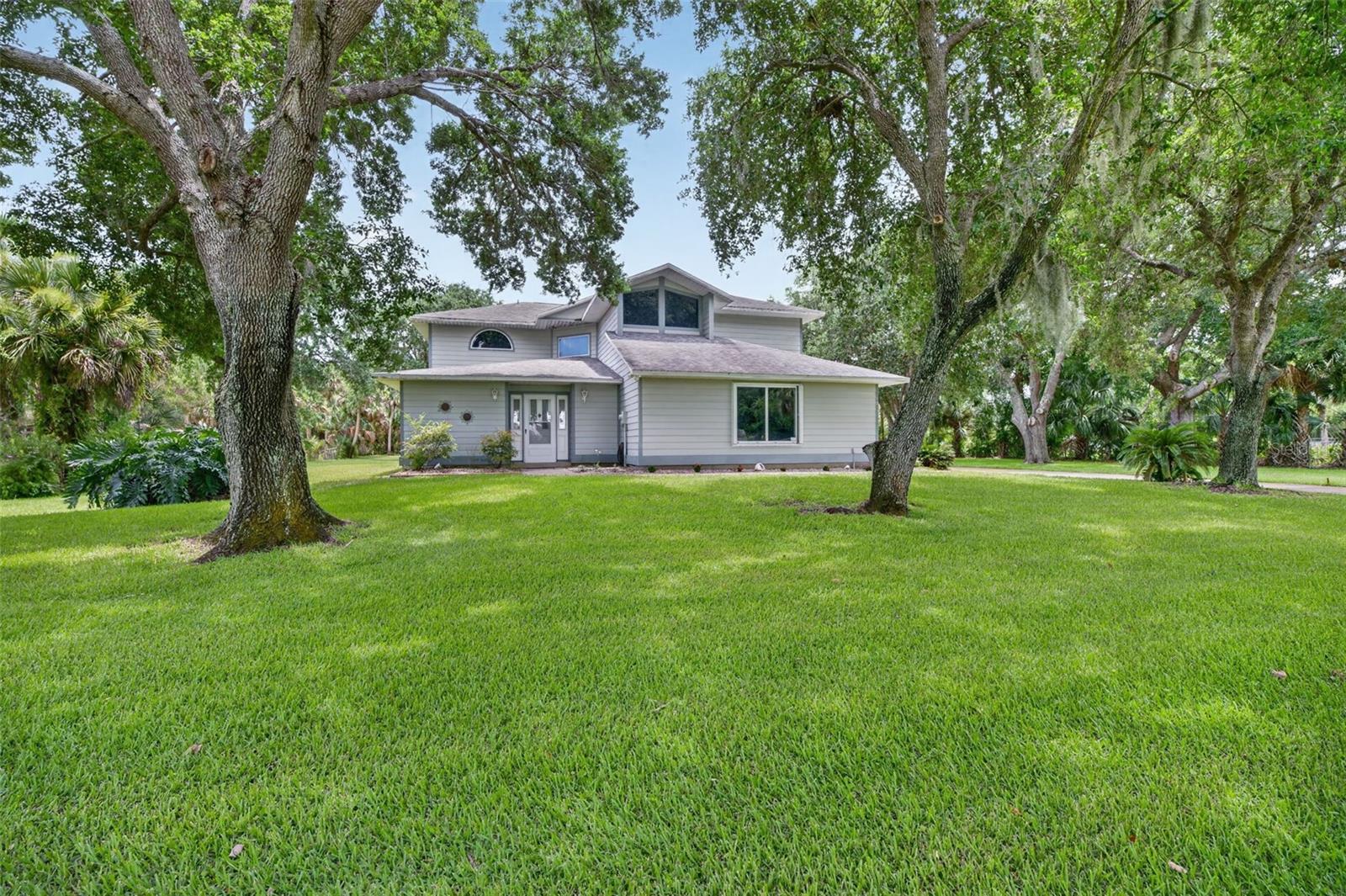 3247 Dalhi St Property Photo 4