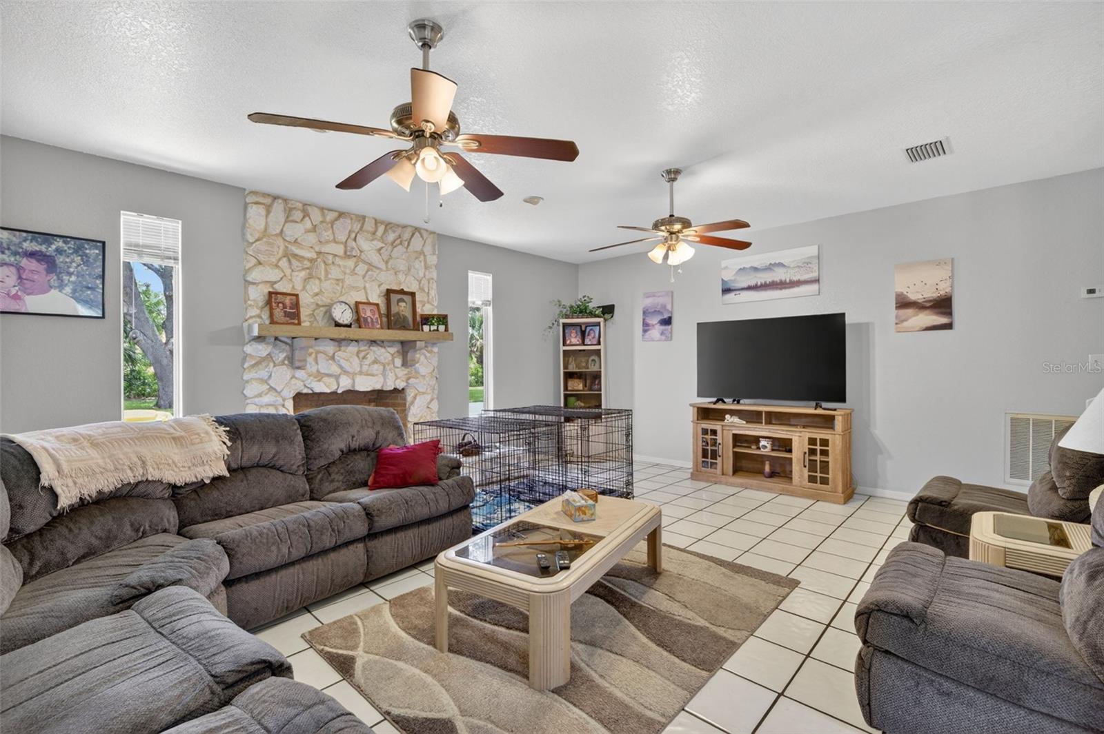 3247 Dalhi St Property Photo 7
