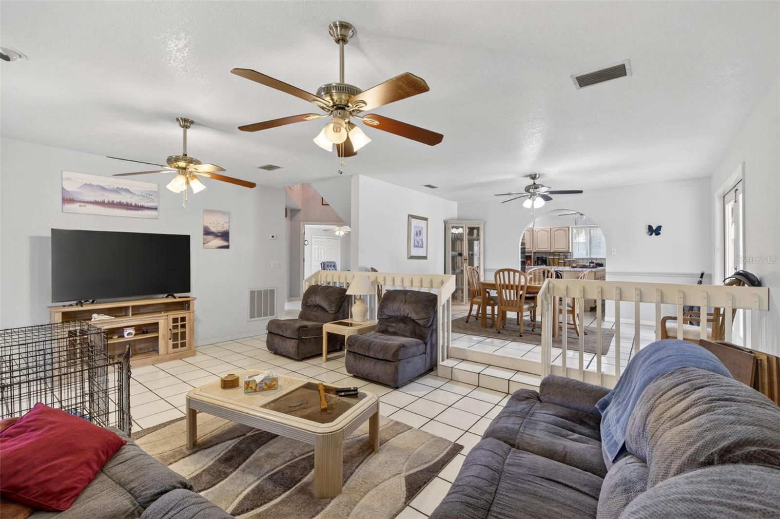 3247 Dalhi St Property Photo 8