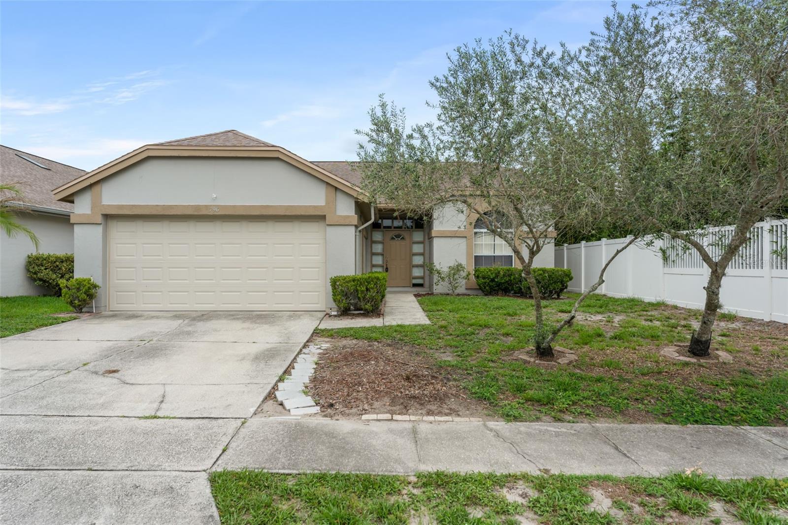 796 MINERVA LN