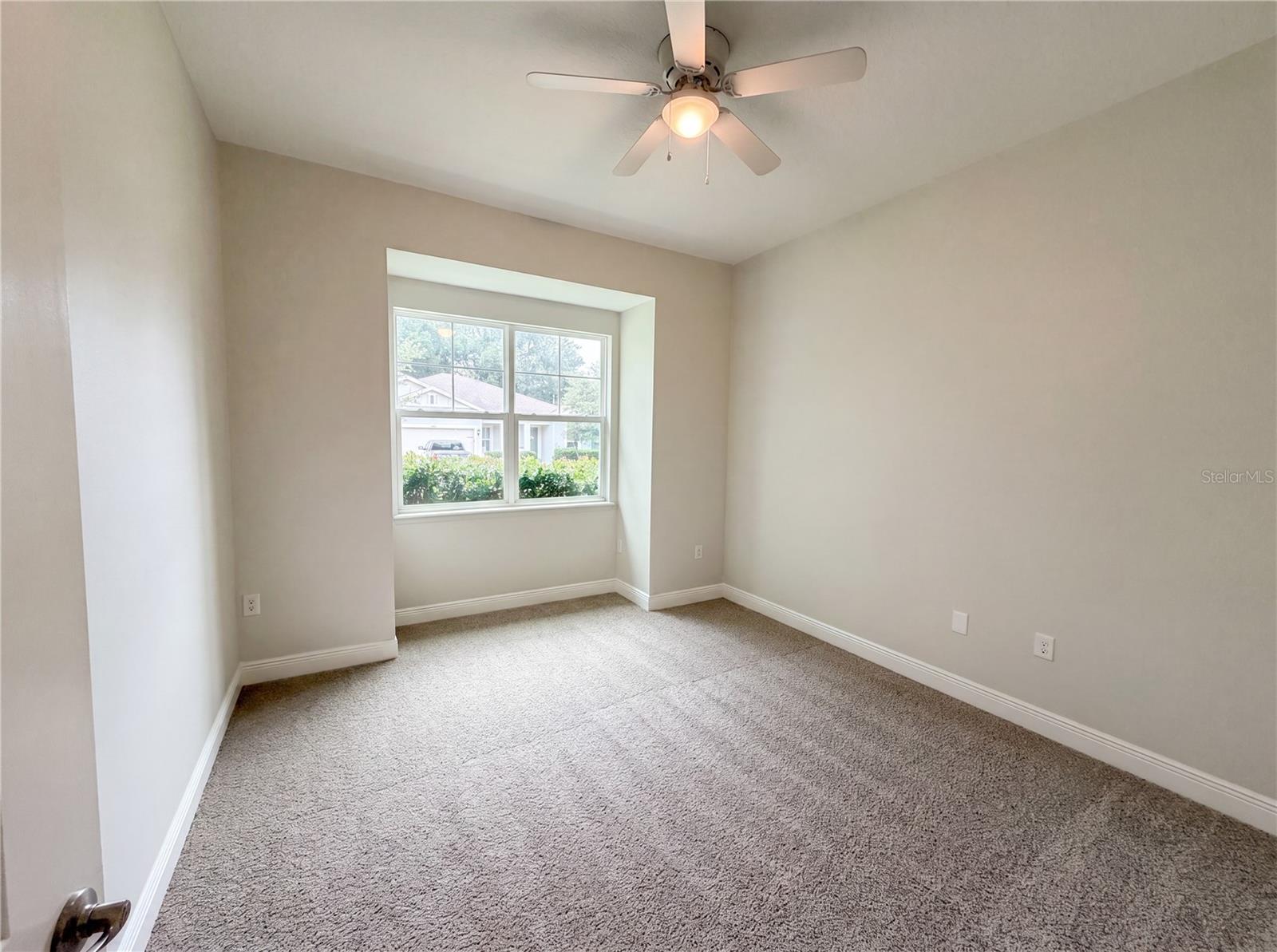 432 Nowell Loop Property Photo 11