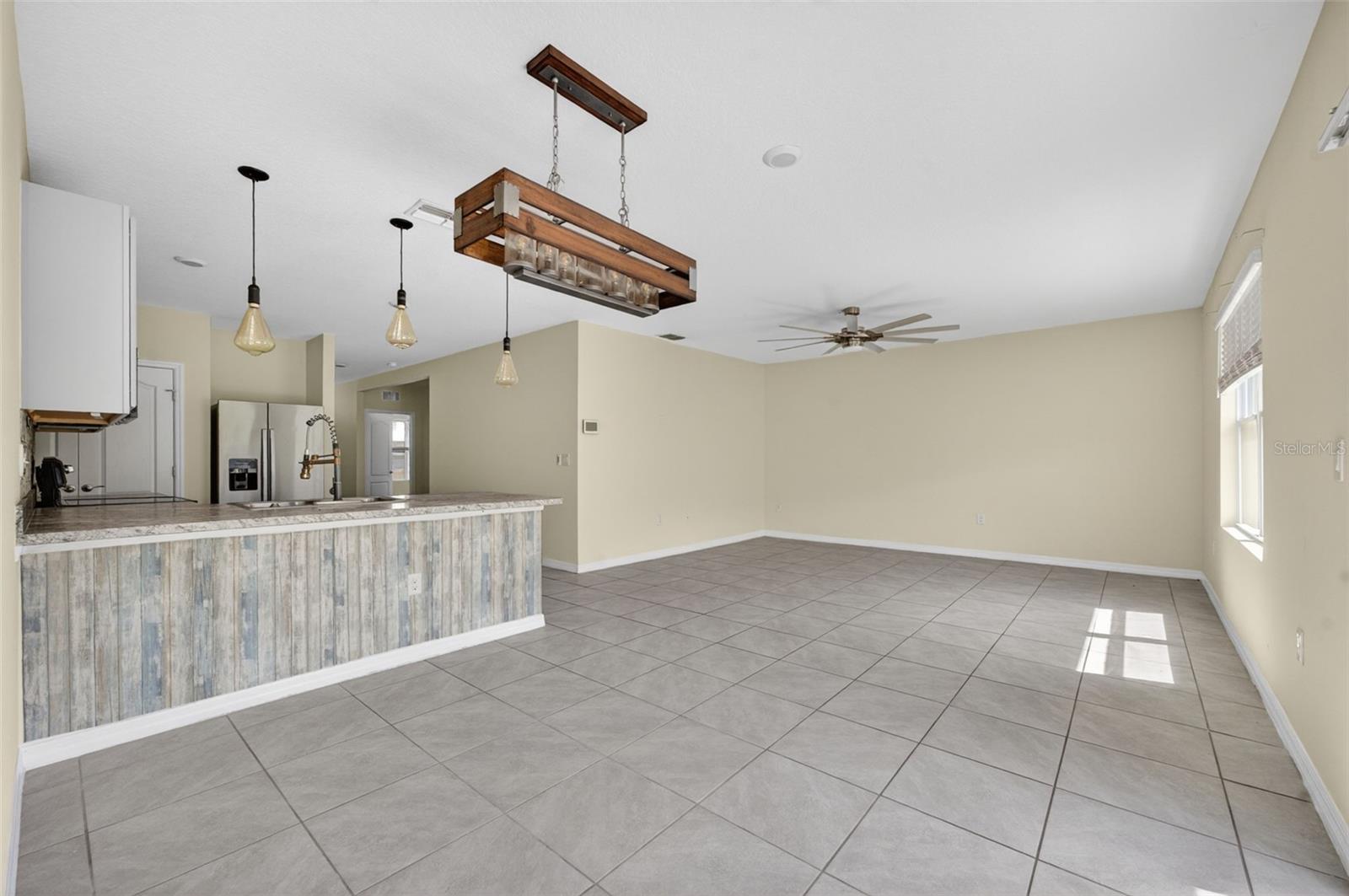 265 Meadowbrook Blvd Property Photo 17