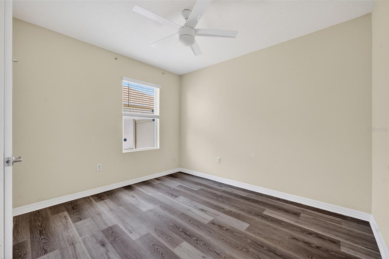 265 Meadowbrook Blvd Property Photo 24