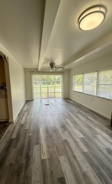 O6414048 Property Photo 4