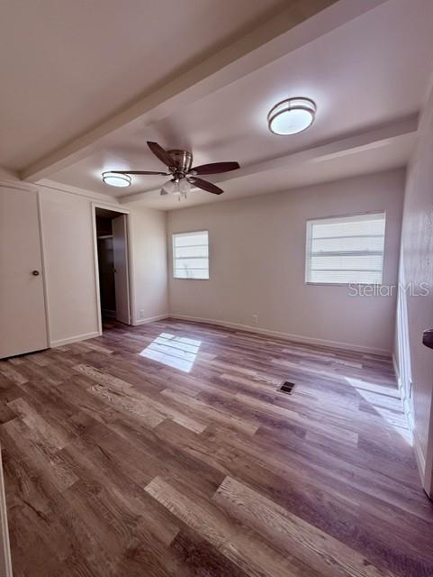 O6414048 Property Photo 5
