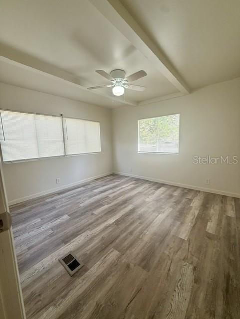 O6414048 Property Photo 8