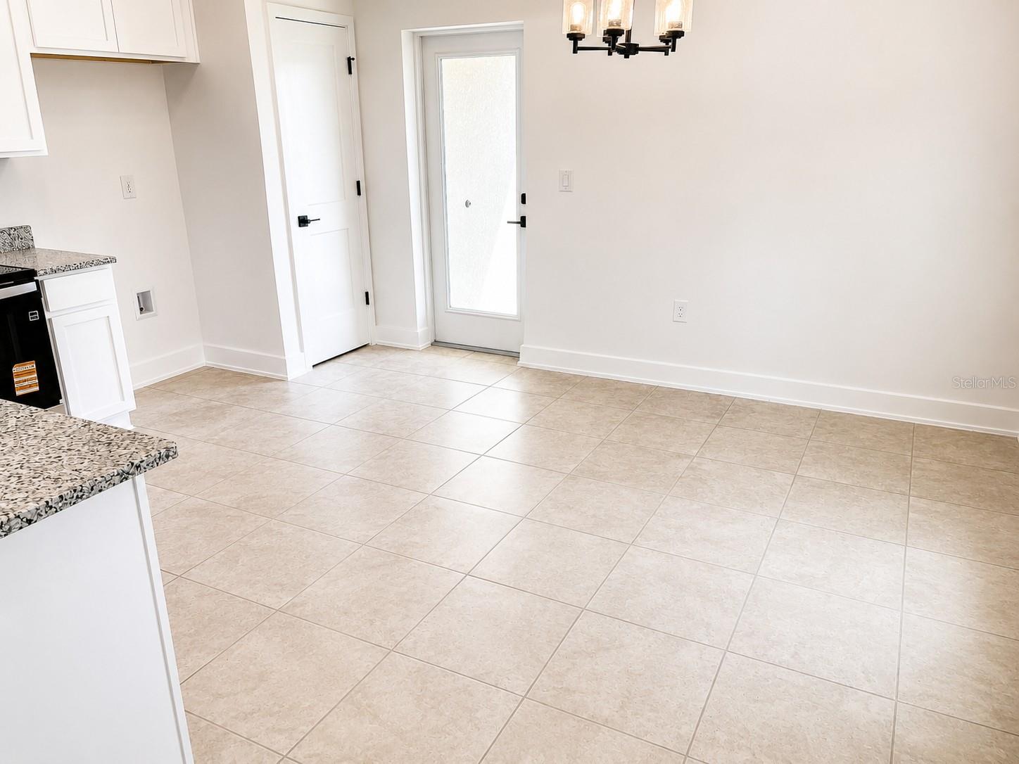 7569 Bent Tree Loop Property Photo 5
